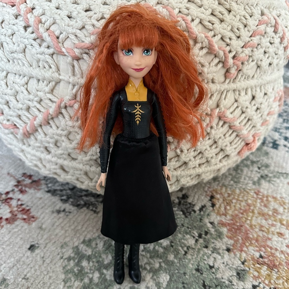 Disney Frozen Anna 11” Fashion Doll